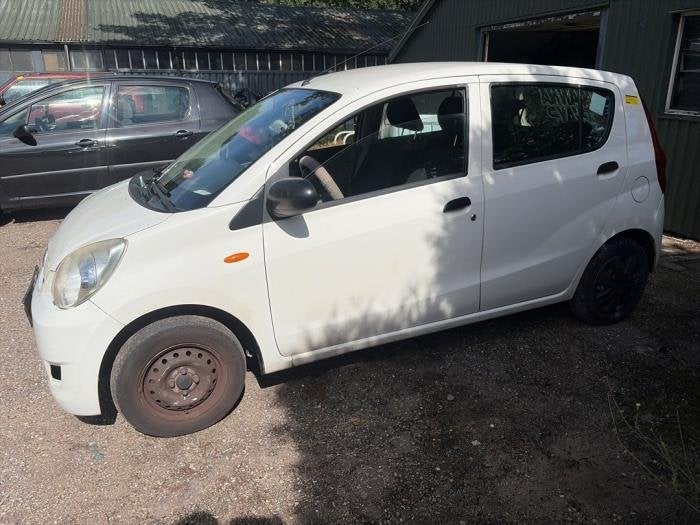 Portier 4Deurs links-voor van een Daihatsu Cuore (W23), Gebruikt, Daihatsu, -, Deur