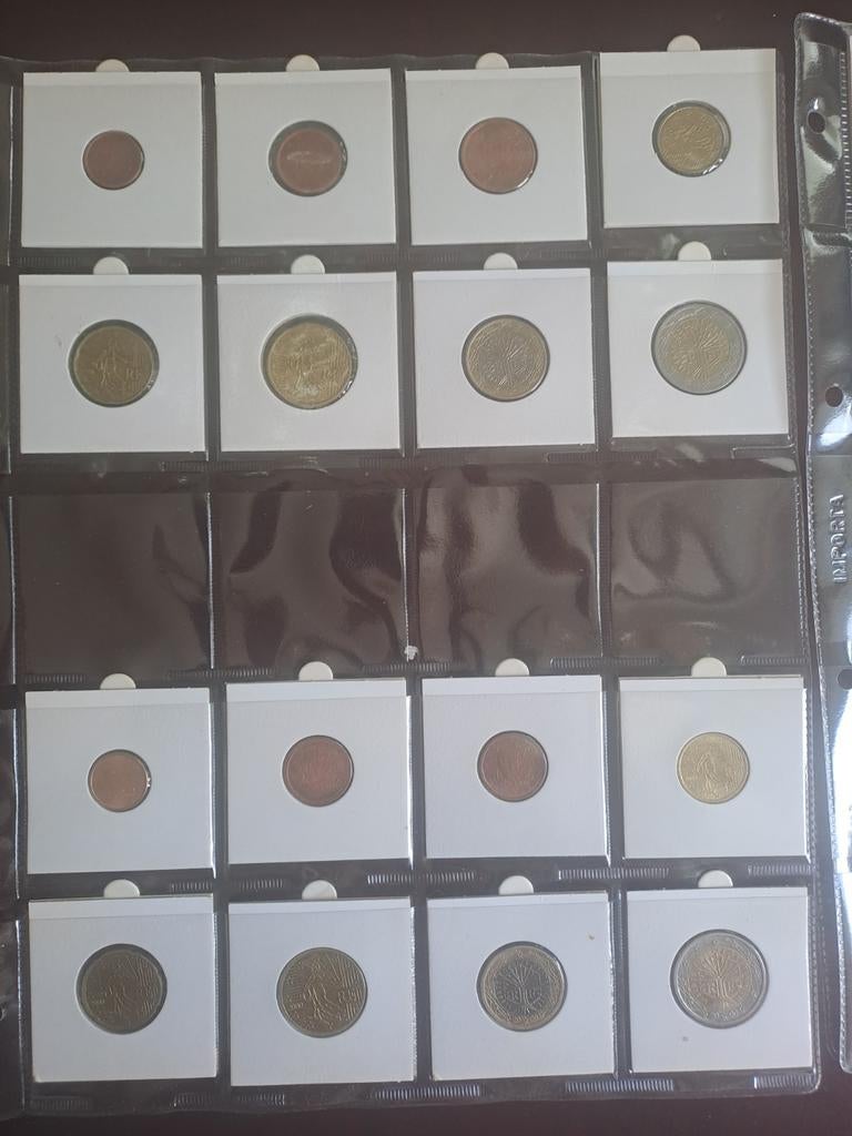 3 complete euromunten sets - Frankrijk 1999, 2000, 2001, Postzegels en Munten, Munten | Europa | Euromunten, Ophalen of Verzenden