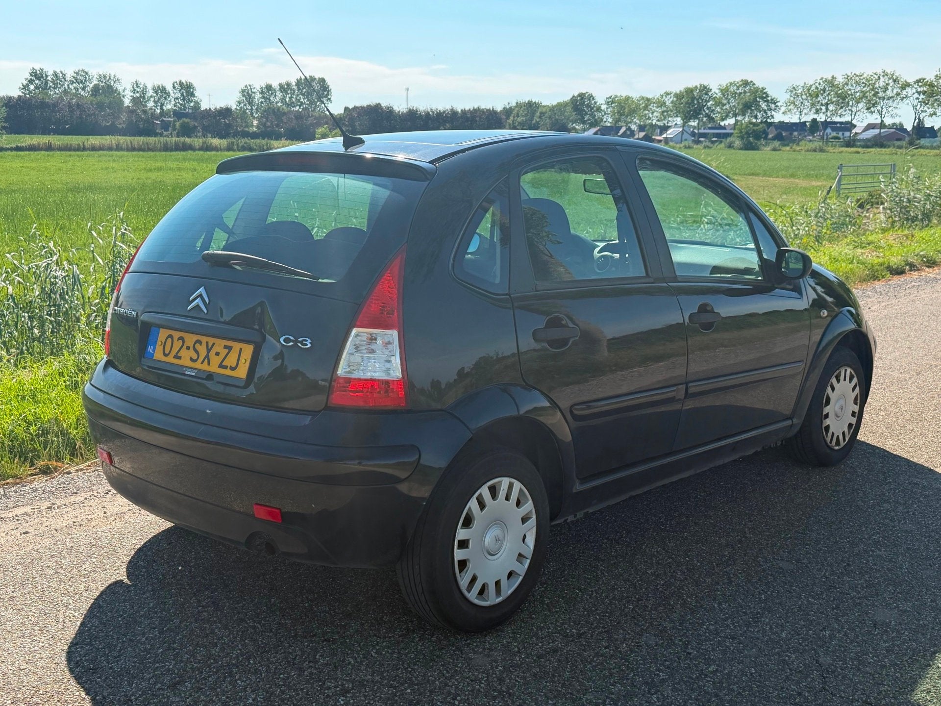 Citroen C3 1.4i Sky Radio Airco APK 06-2027 NAP, Auto's, Voorwielaandrijving, Zwart, Bedrijf, Handgeschakeld