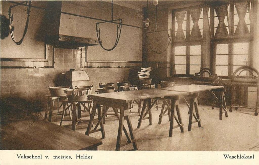 388-203-039 Den Helder Vakschool voor Meisjes, Verzenden, Voor 1920, Noord-Holland