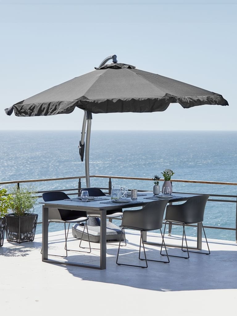 Zwevende parasol HAUGESUND Ø300 zwart (tuinset), Ophalen, Verstelbaar, 3 tot 4 meter, Zweefparasol