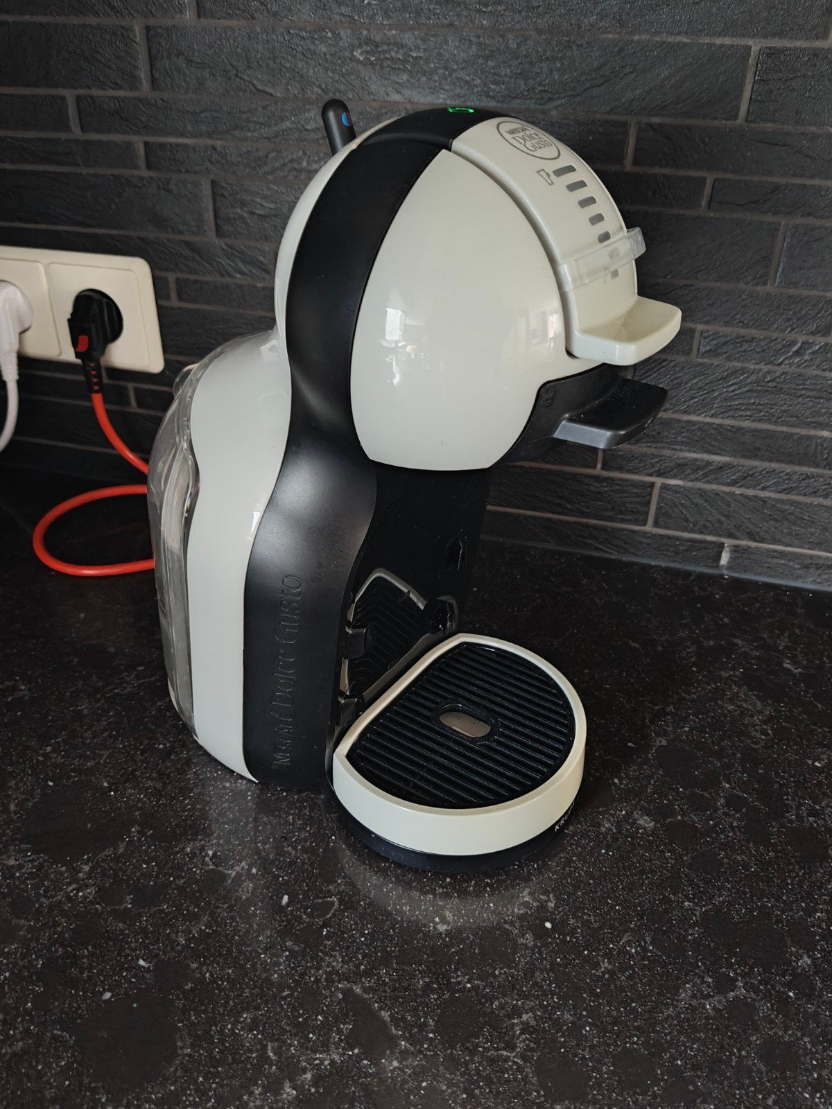 Nescafé Dolce Gusto, Ophalen, Gebruikt, Koffiemachine, 1 kopje
