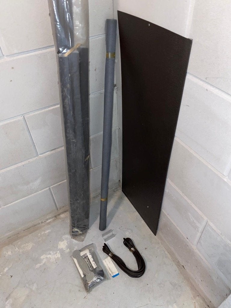 Aluart Hordeur zwaar met schopplaat nieuw., Ophalen, Nieuw, Minder dan 50 cm, Overige typen