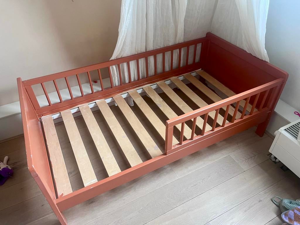 Peuterbed Petit Amelie - Gebruikt, opknapper, Ophalen, Gebruikt, 70 tot 85 cm, 140 tot 160 cm