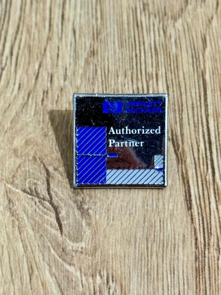 Hawlett Packard HP Vintage Pin, Ophalen of Verzenden, Gebruikt, Overige onderwerpen, Speldje of Pin