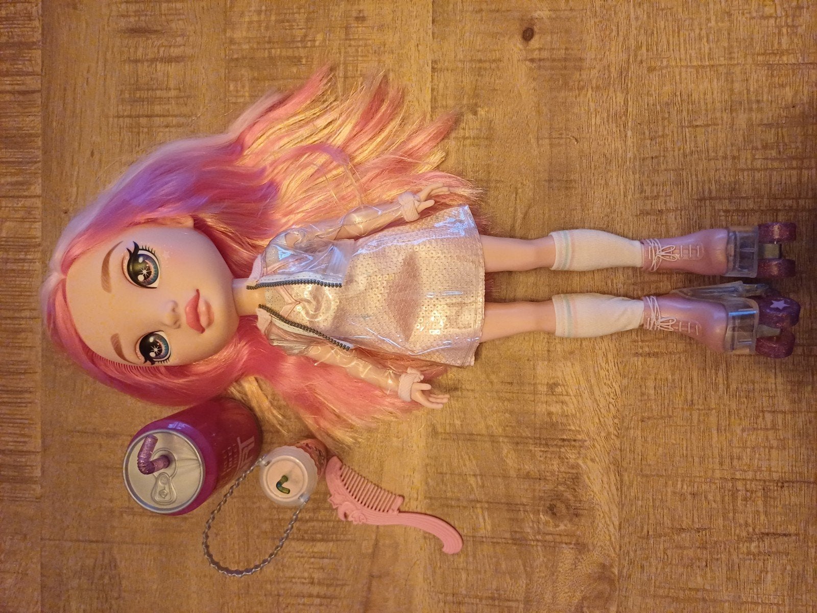 Poopsie Rainbow Surprise Pink pop op rolschaatsen, Ophalen of Verzenden, Zo goed als nieuw, Overige typen