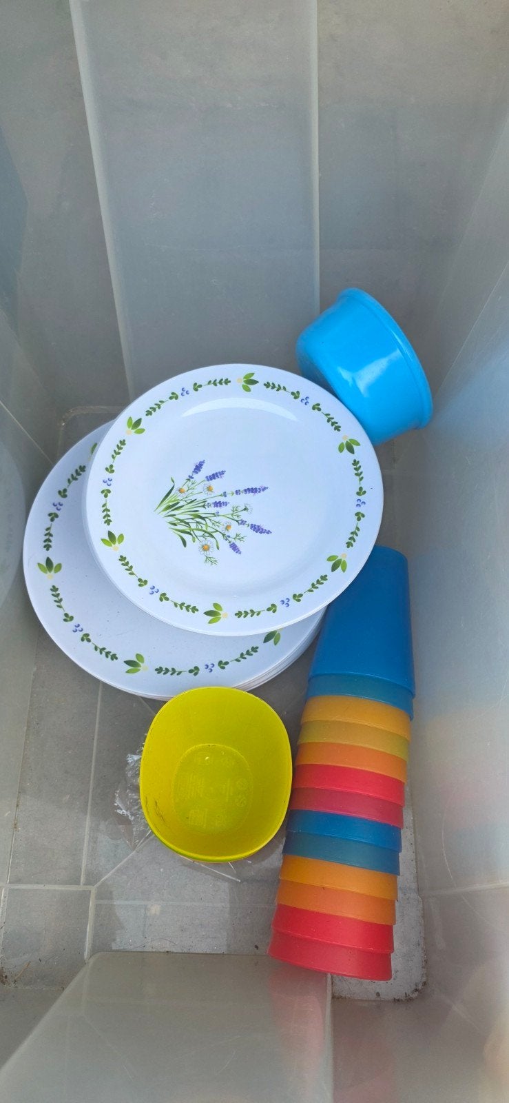 Complete Campingservies: Borden, Bekers en Bakjes, Ophalen of Verzenden