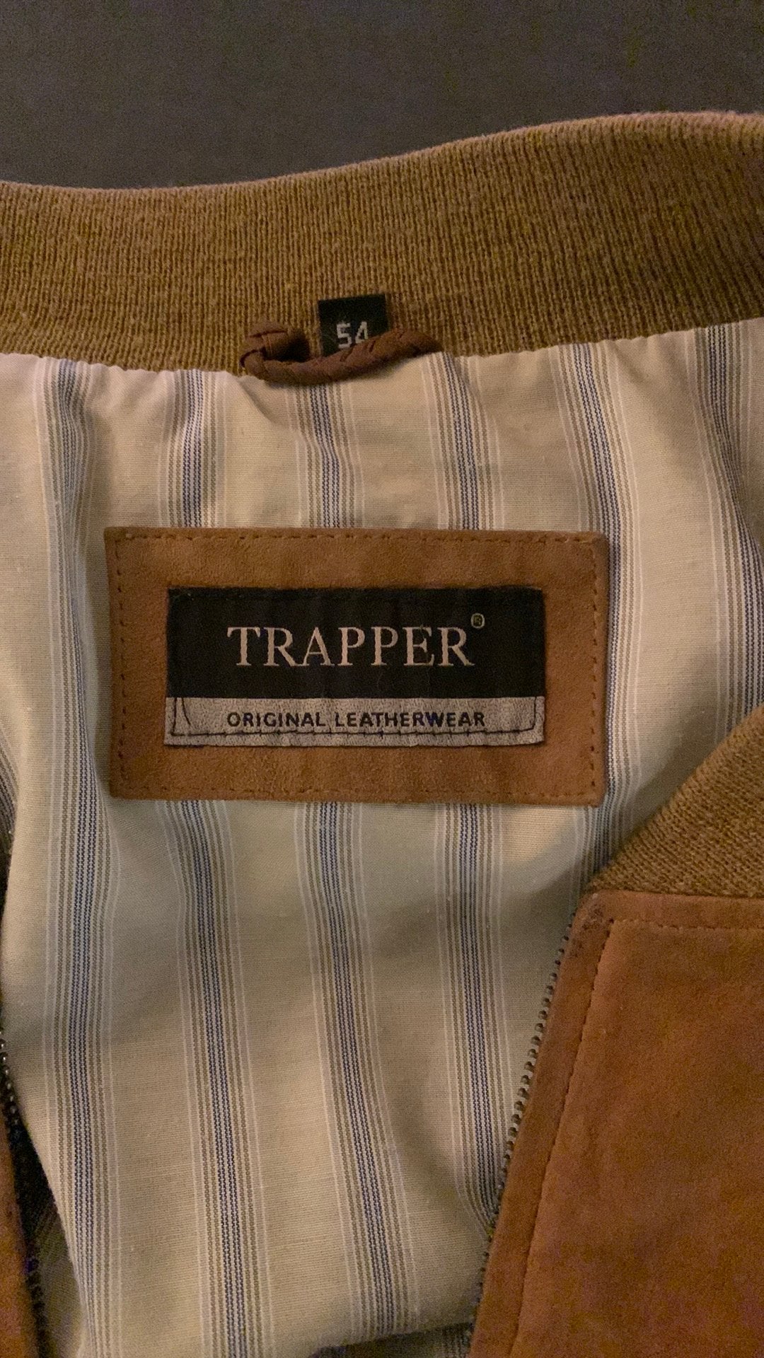 Suede leren bomberjack trapper., Ophalen of Verzenden, Zo goed als nieuw, Bruin, Halswijdte 41/42 (L)