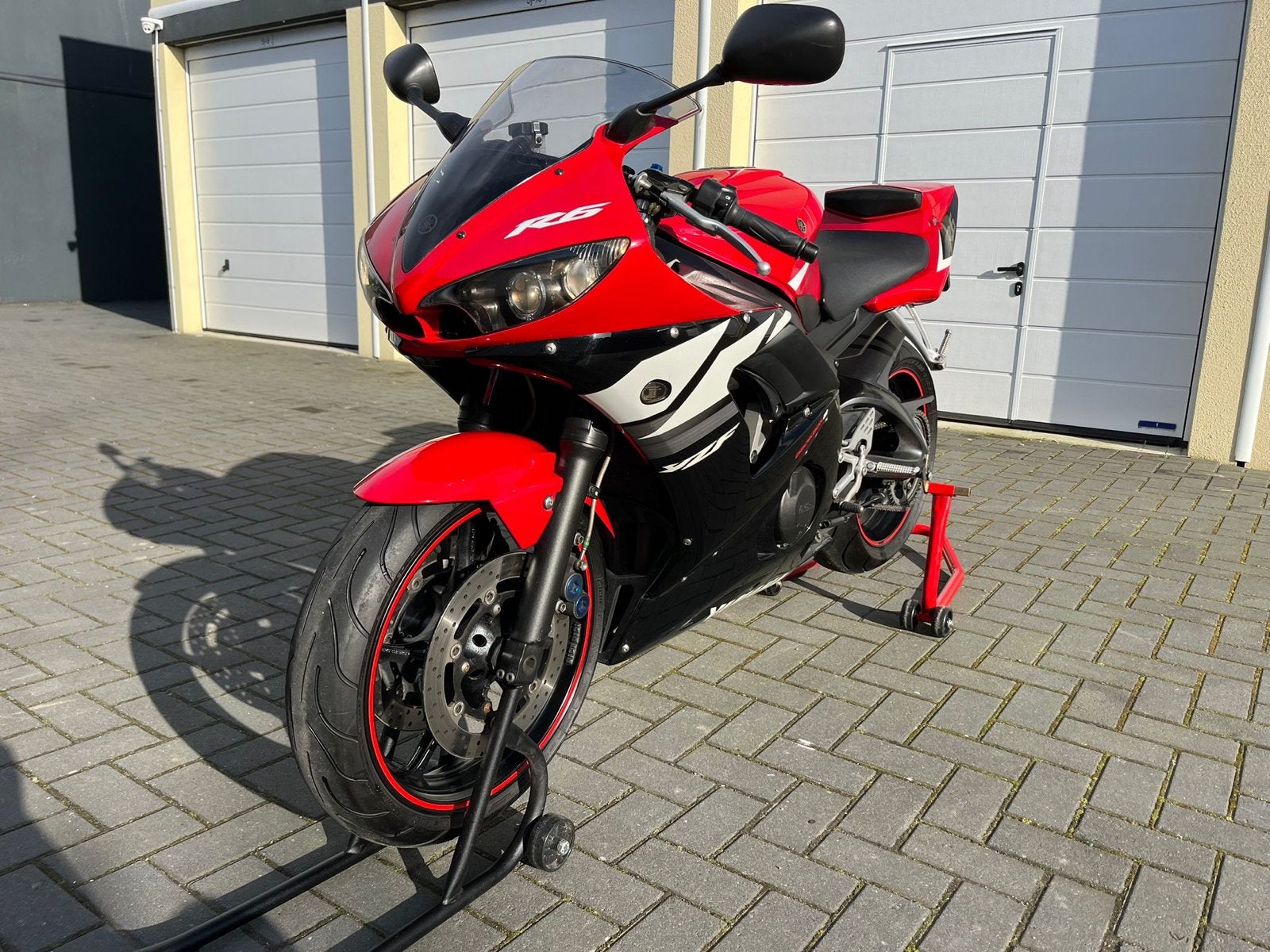 Yamaha YZF-R6 - Sportieve en krachtige supersport, Motoren, Motoren | Yamaha, Sportuitlaat, 4 cilinders, Motorrijbewijs A, Gebruikt