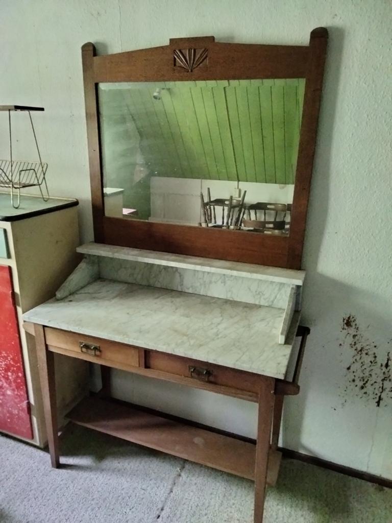 Antieke toilettafel., Huis en Inrichting, Tafels | Kaptafels, Ophalen, Gebruikt, 100 tot 150 cm, 150 tot 200 cm