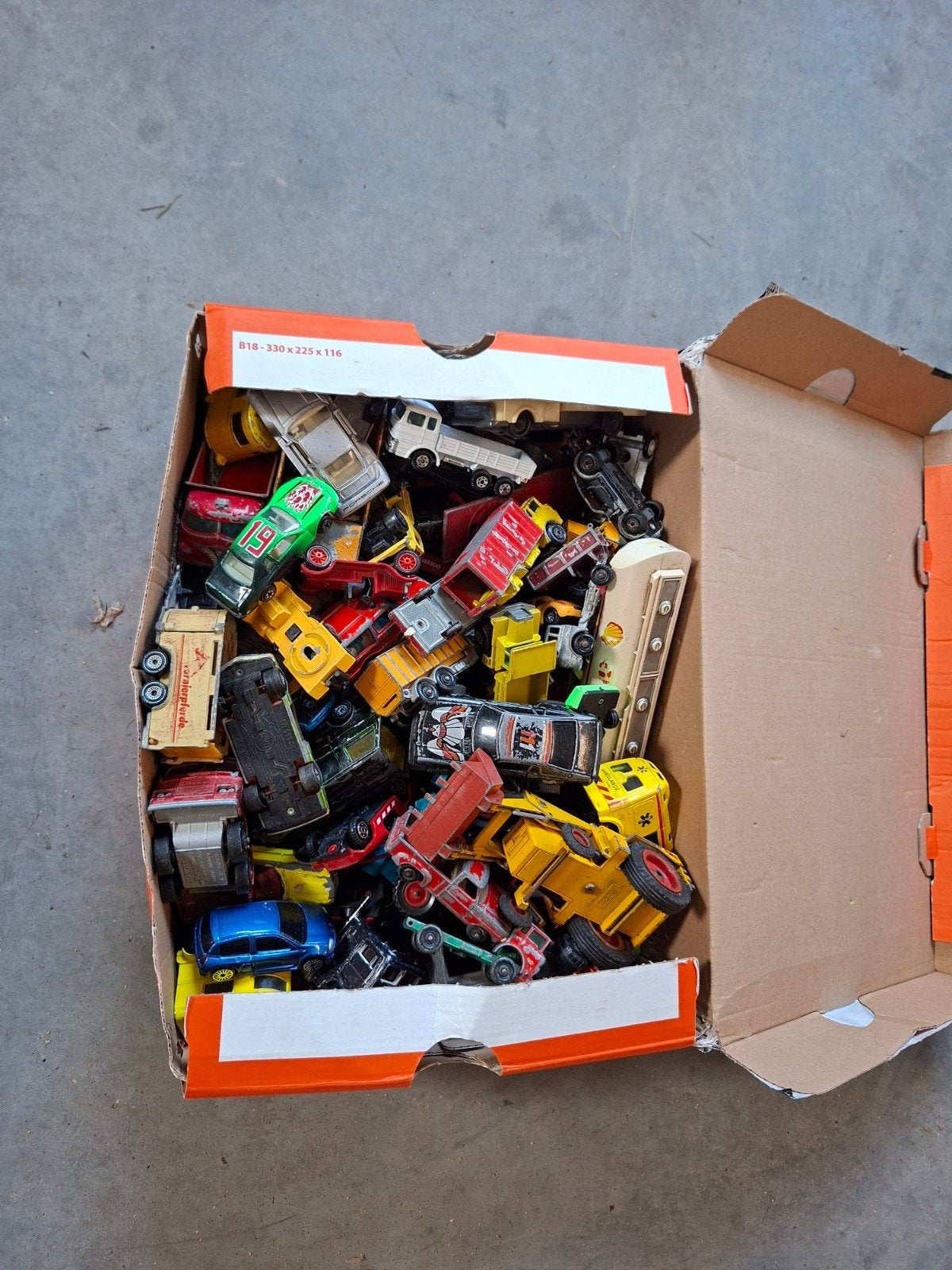 doos vol autootjes siku, majorette matchbox, lesney e.a., Ophalen of Verzenden, Gebruikt, Auto, Overige merken