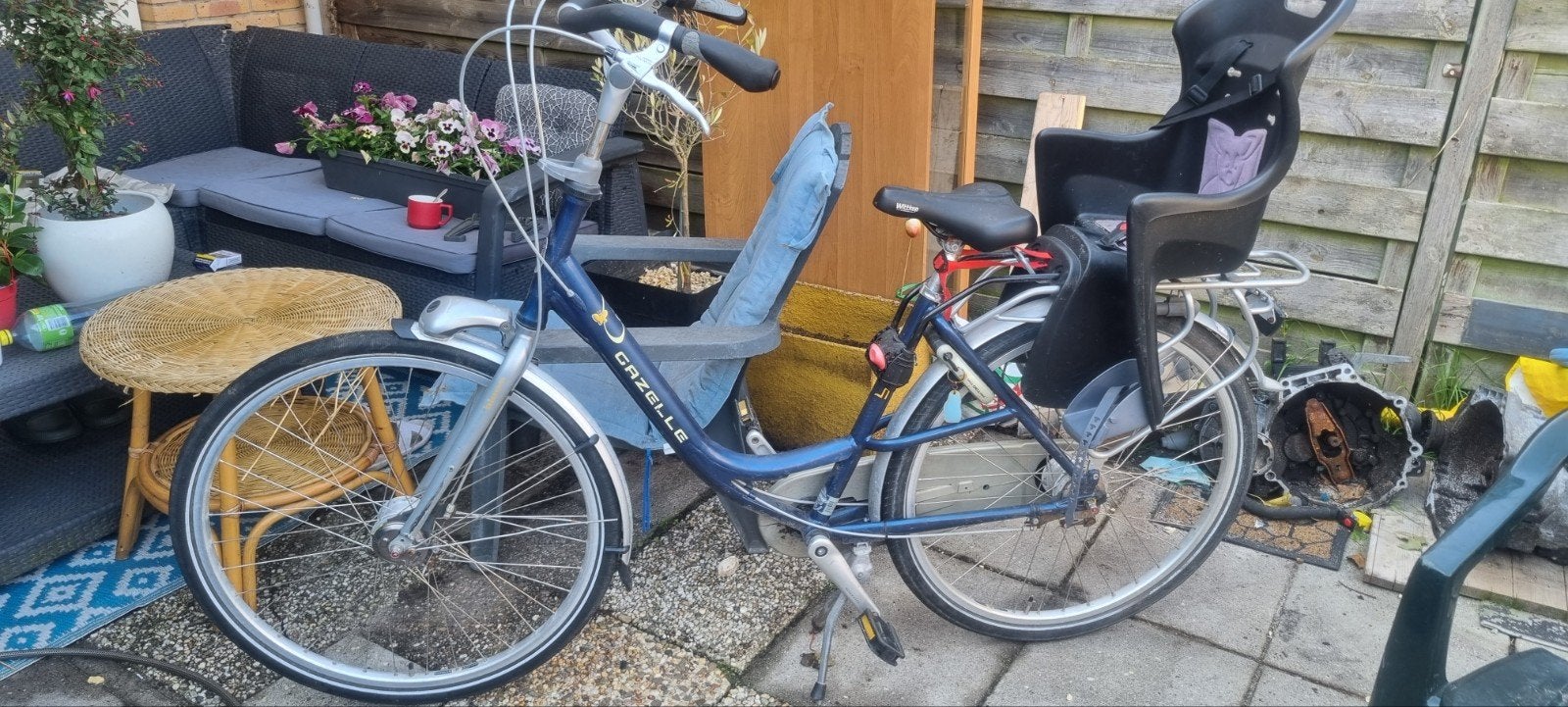 Gazelle Bloom damesfiets met kinderzitje, Fietsen en Brommers, Fietsen | Dames | Damesfietsen, Ophalen, Gebruikt, Velgrem, Versnellingen