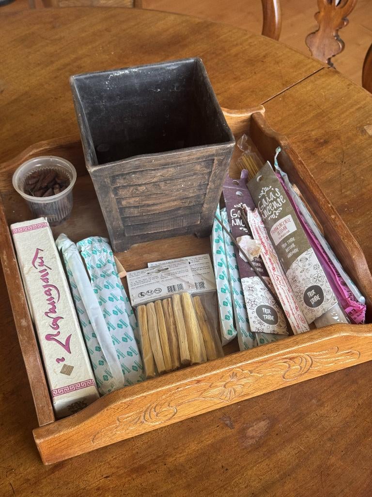 Sfeerpakket: Houten Dienblad, Bakhoor, Wierook & Bloempot, Ophalen, Zo goed als nieuw, Aroma