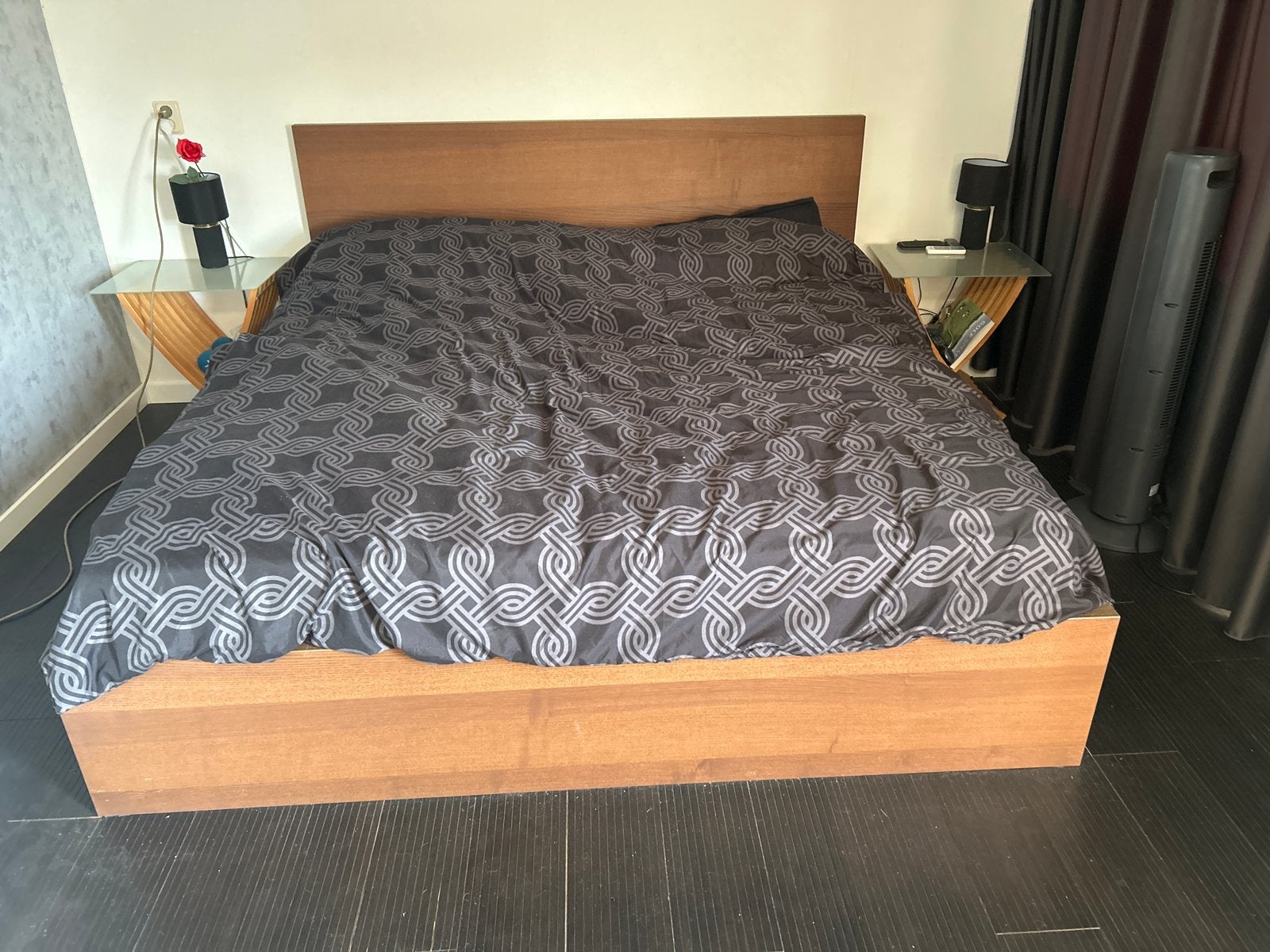 2persoonsbed 180x200 met zgan matrassen elektrisch bodems, Huis en Inrichting, Slaapkamer | Bedden, Ophalen, Verstelbaar, Tweepersoons
