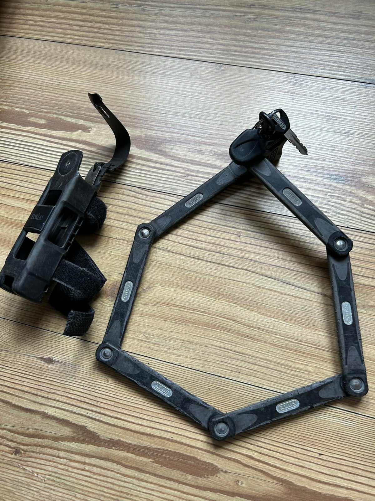 ABUS BORDO vouwslot 90cm met houder en 2 sleutels, Ophalen