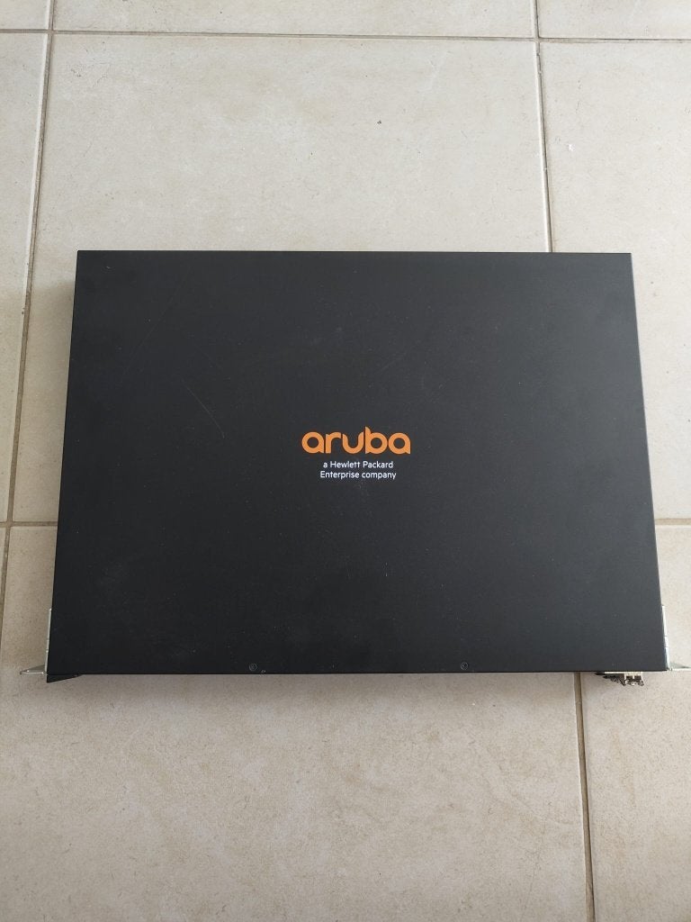 Partij Aruba switch 5x, Ophalen, Zo goed als nieuw
