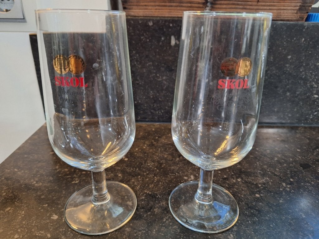 2 x Skol glas, Ophalen of Verzenden, Zo goed als nieuw, Glas of Glazen, Overige merken