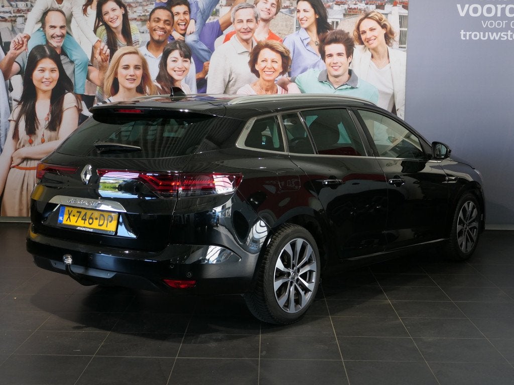 Renault Mégane Estate 1.3 TCe 140 Techno - Occasion Lease v, Gebruikt, 4 cilinders, 1290 kg, Leder en Stof