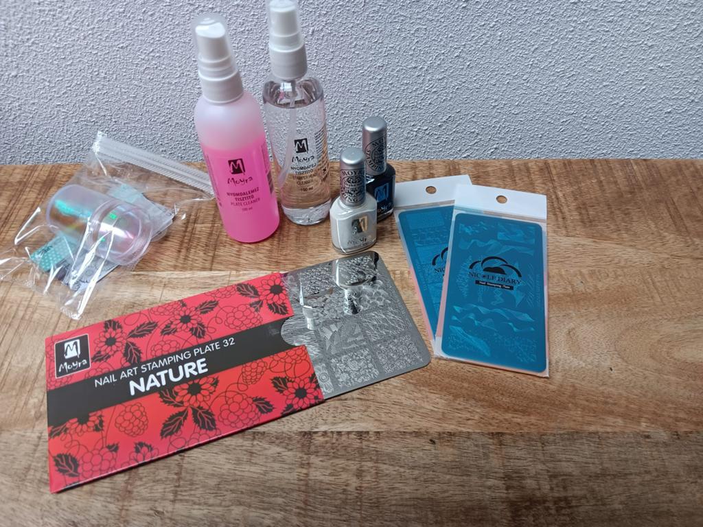 Moyra nailart stempelset NIEUW!!!, Overige kleuren, Nieuw, Ophalen of Verzenden, Handen en Nagels