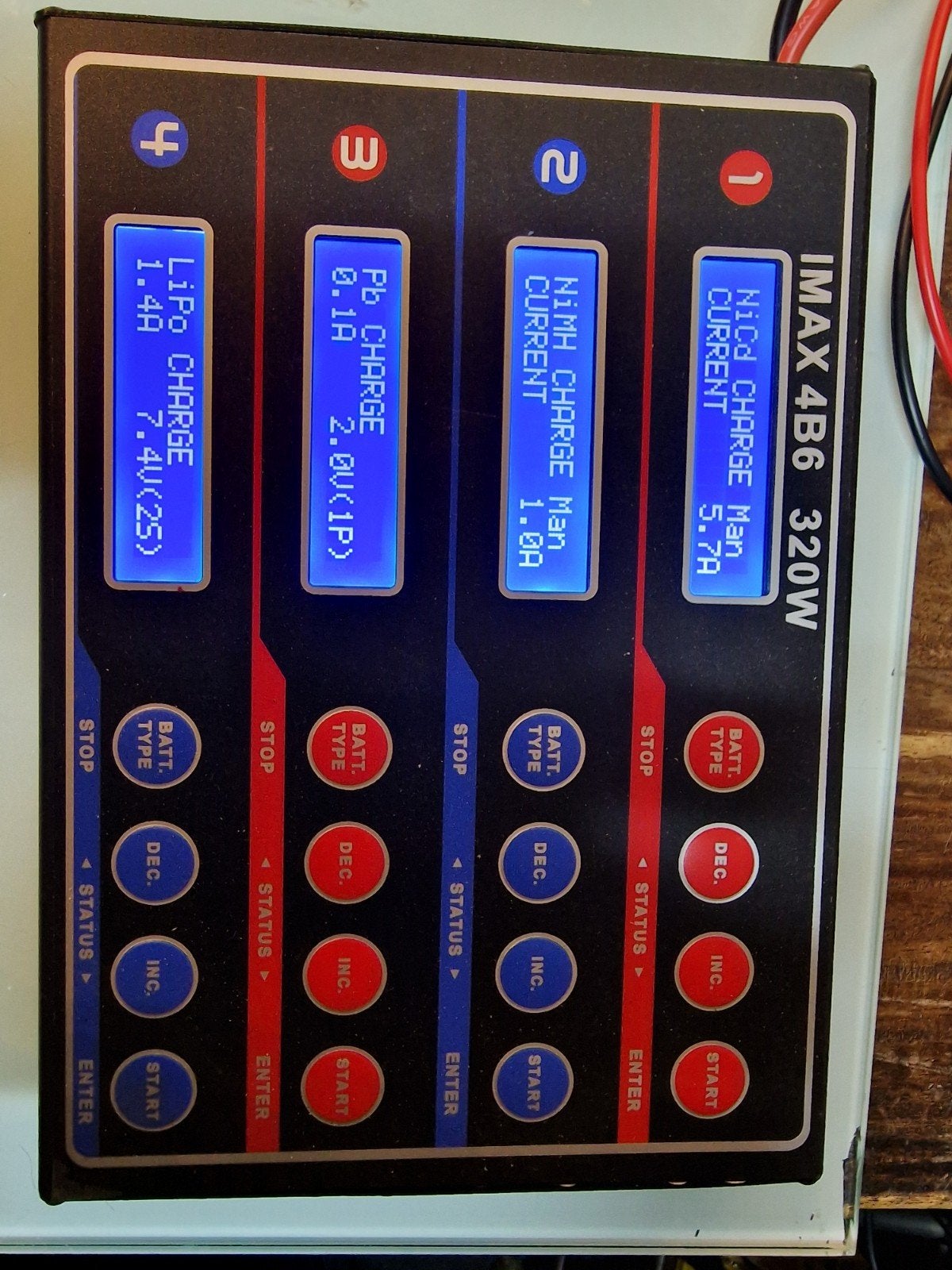 IMAX 4B6 320W Multi-Lader voor RC Batterijen, Ophalen of Verzenden, Gebruikt