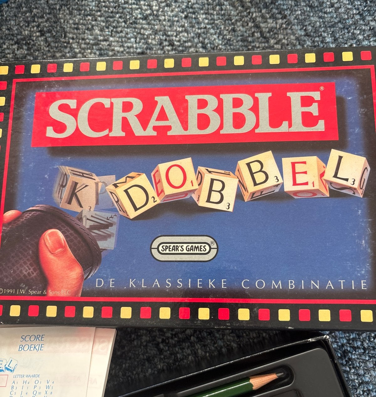 Scrabble Dobbel - De Klassieke Combinatie, Hobby en Vrije tijd, Gezelschapsspellen | Bordspellen, Een of twee spelers, Ophalen of Verzenden