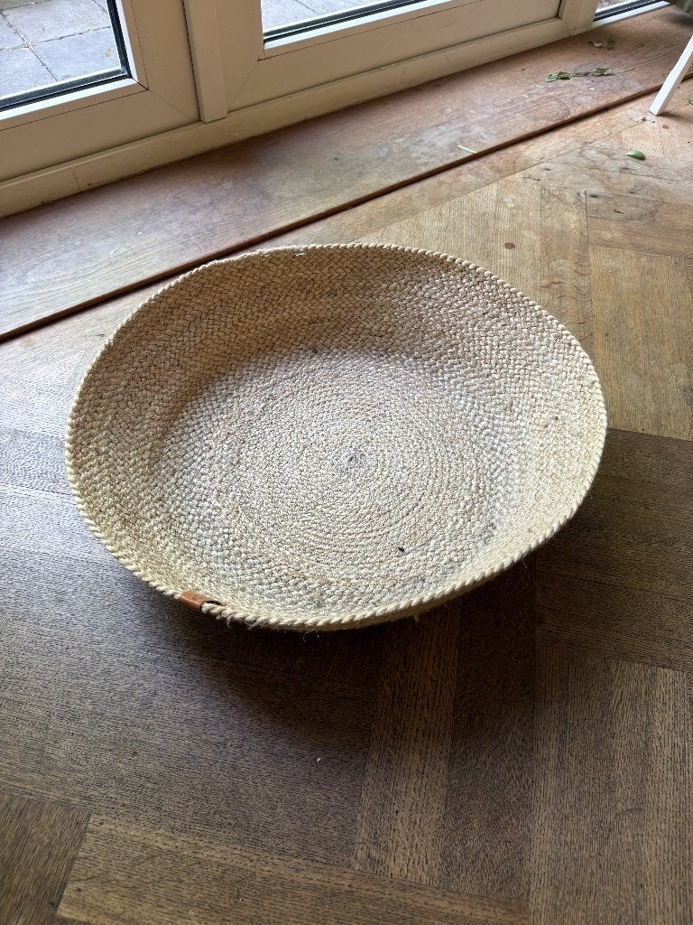 Gevlochten juten mand - Zusss, Huis en Inrichting, Woonaccessoires | Schalen en Manden, Ophalen, Overige materialen, Gevlochten