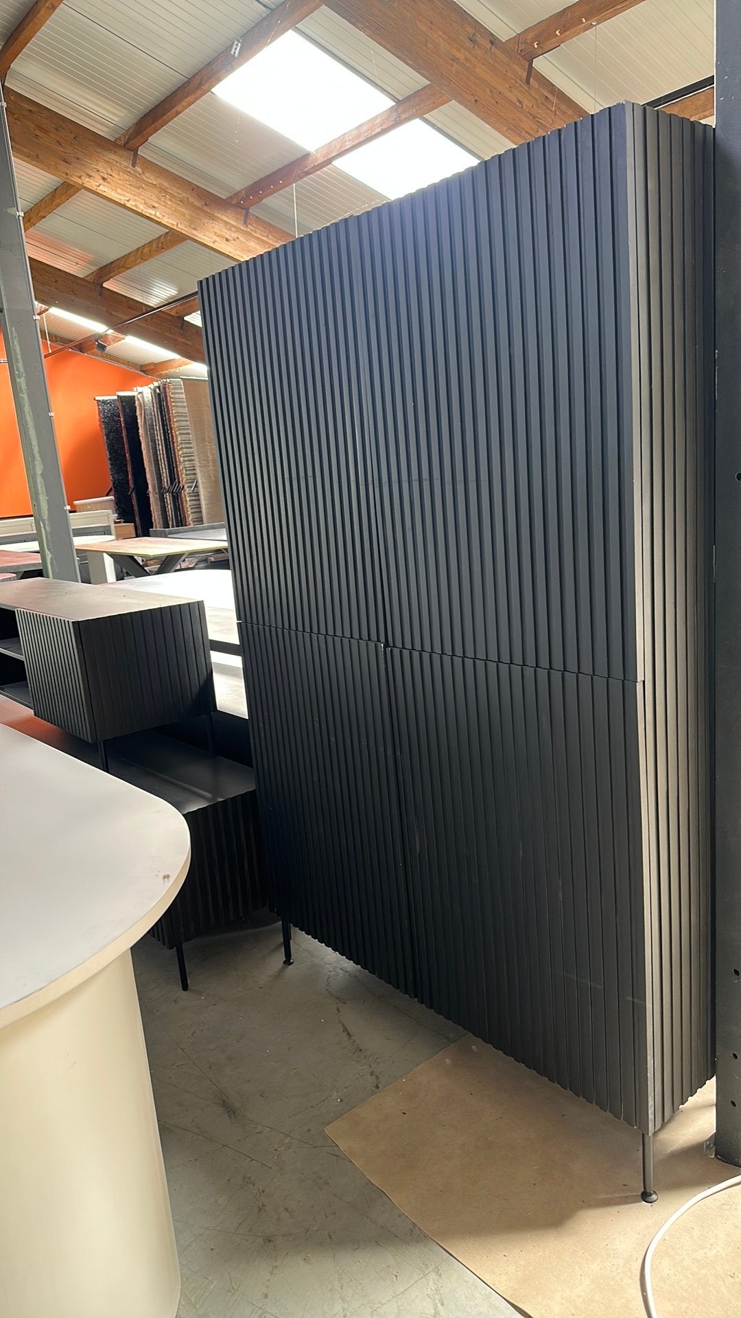 Wandkast Roman Gigameubel Zwart Mangohout, Huis en Inrichting, Kasten | Wandmeubels, Ophalen of Verzenden, Zo goed als nieuw, X