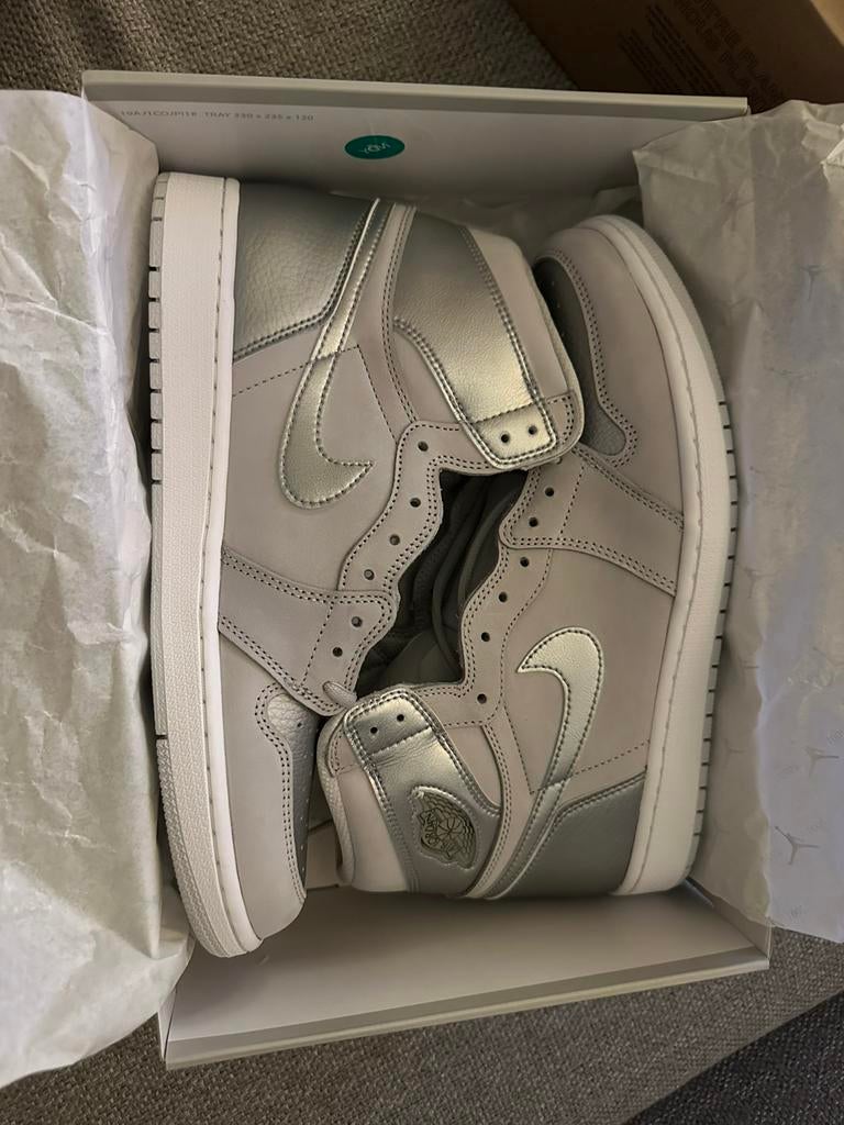 Nike jordan 1 japan silver US12 maat 46, Ophalen of Verzenden, Zo goed als nieuw, Overige kleuren