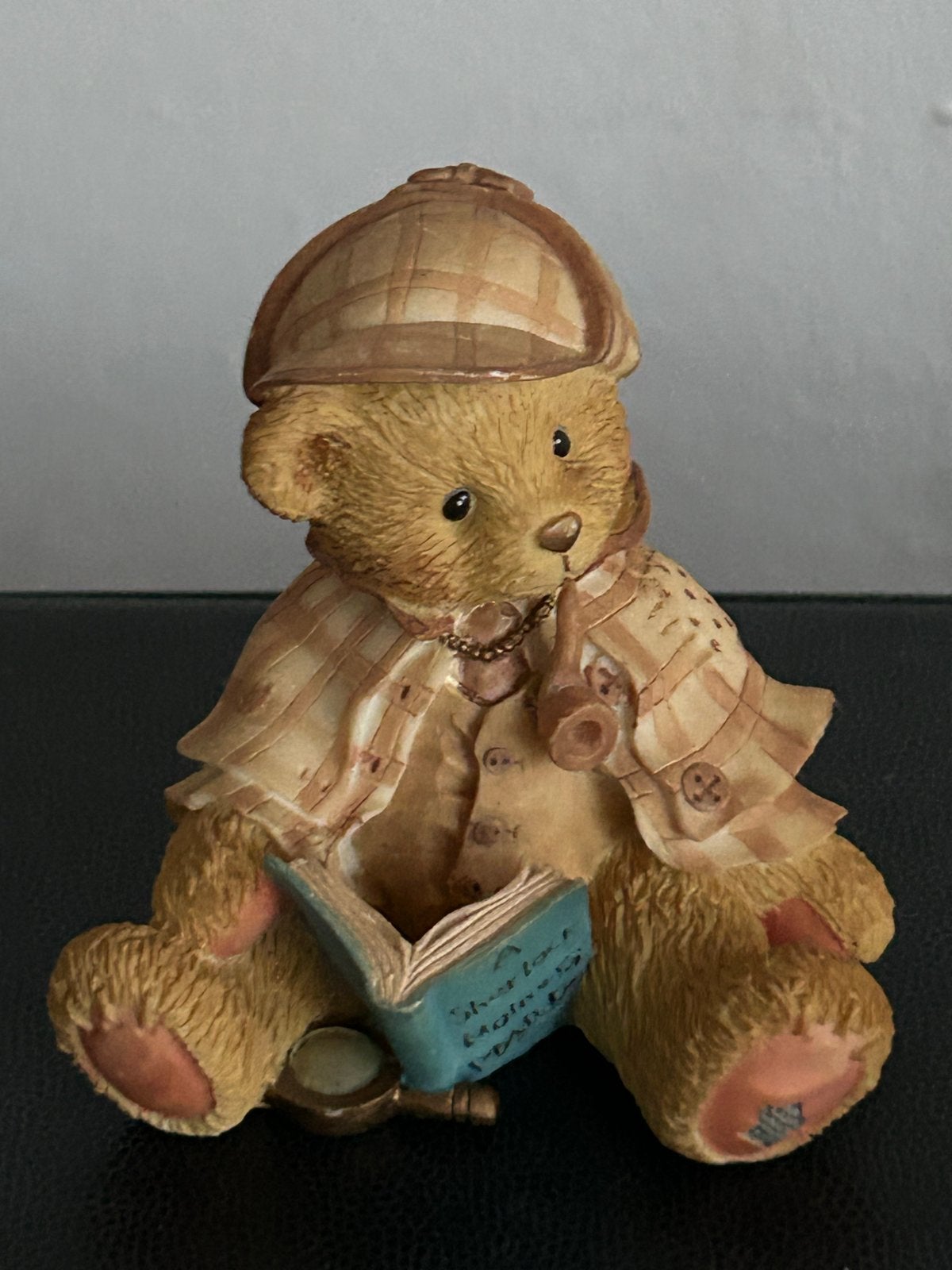 Cherished Teddies 1995  Sherlock Holmes, Ophalen, Zo goed als nieuw, Beeldje, Cherished Teddies
