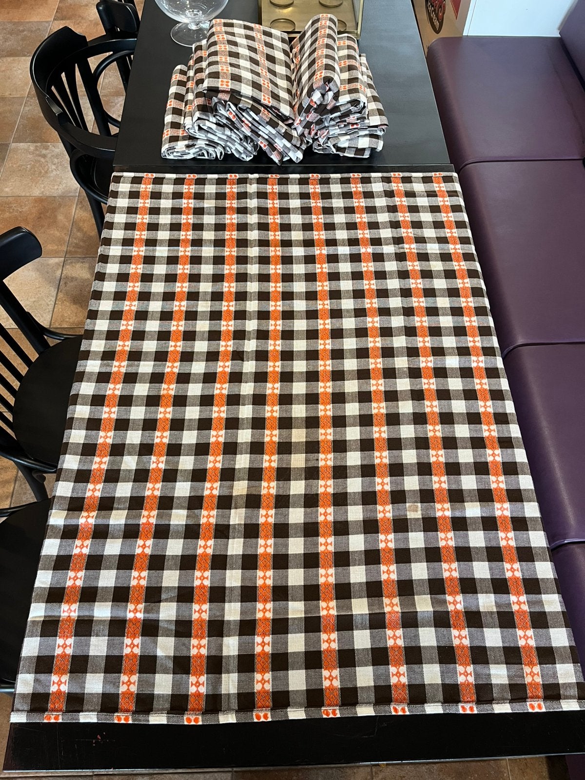 Tafelkleden, 14 stuks.110cm x 115cm. Horeca., Huis en Inrichting, Tafelkleden, 115 cm, Vierkant, Zo goed als nieuw, Katoen