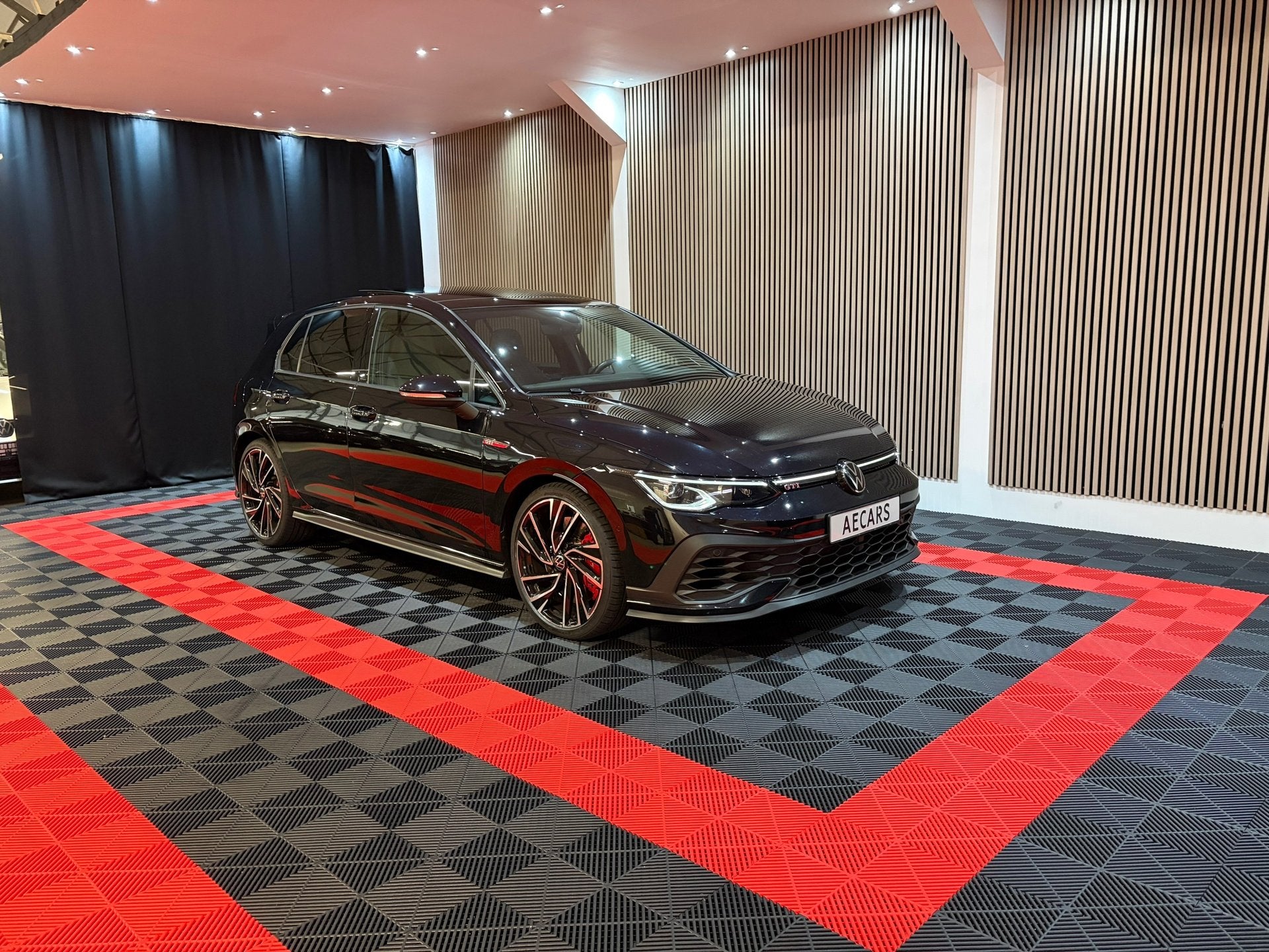 Volkswagen GOLF 2.0 TSI GTI Clubsport Pano Leder Camera Keyl, Auto's, Automatische klimaatregeling, Euro 6, 4 cilinders, 1984 cc