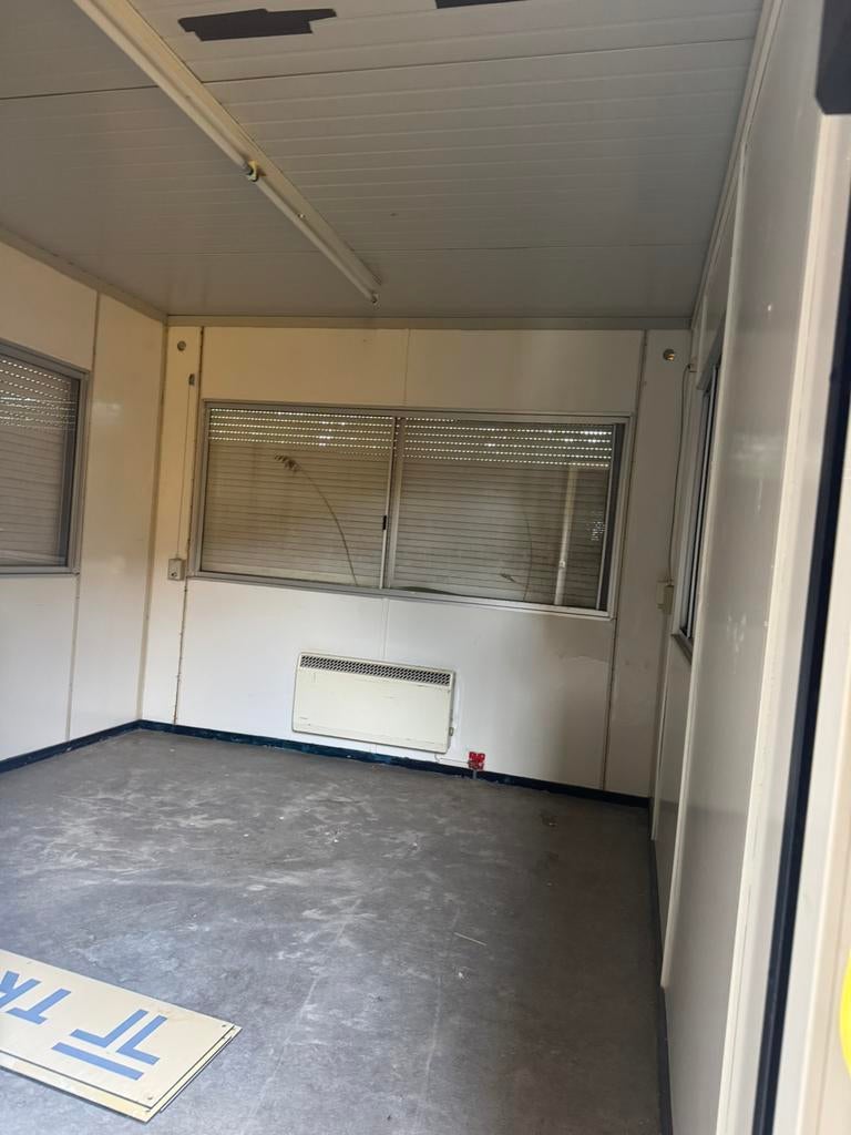 Te koop, direktie unit 3 x 10 M, Ophalen of Verzenden