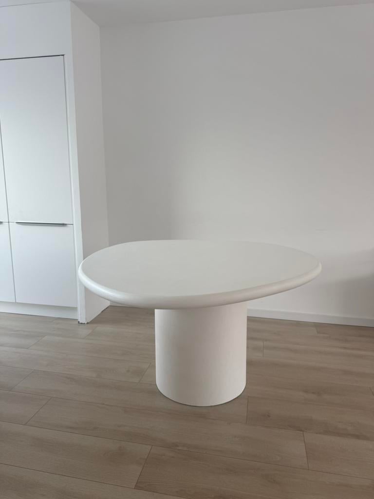 Beton ciré tafel op maat gemaakt, Huis en Inrichting, Tafels | Eettafels, Zo goed als nieuw, 100 tot 150 cm, Vijf personen of meer
