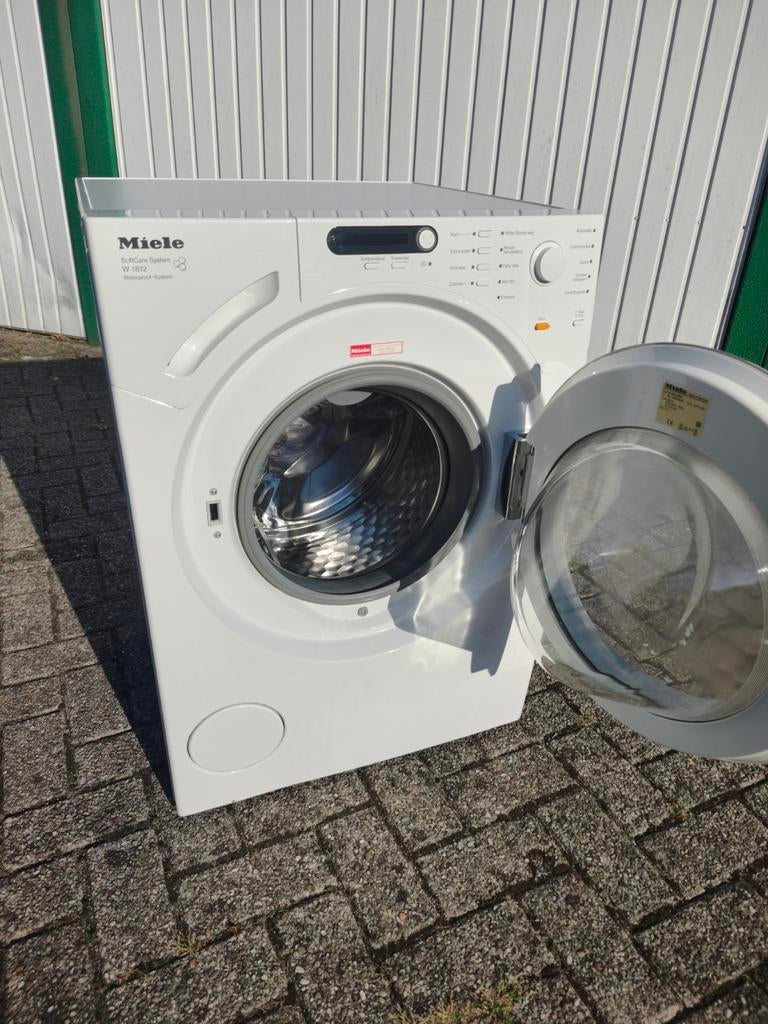 Foto 4 van Miele W1812WPS wasmachine 1400 RPM 6kg A+++ klasse ZGAN.
