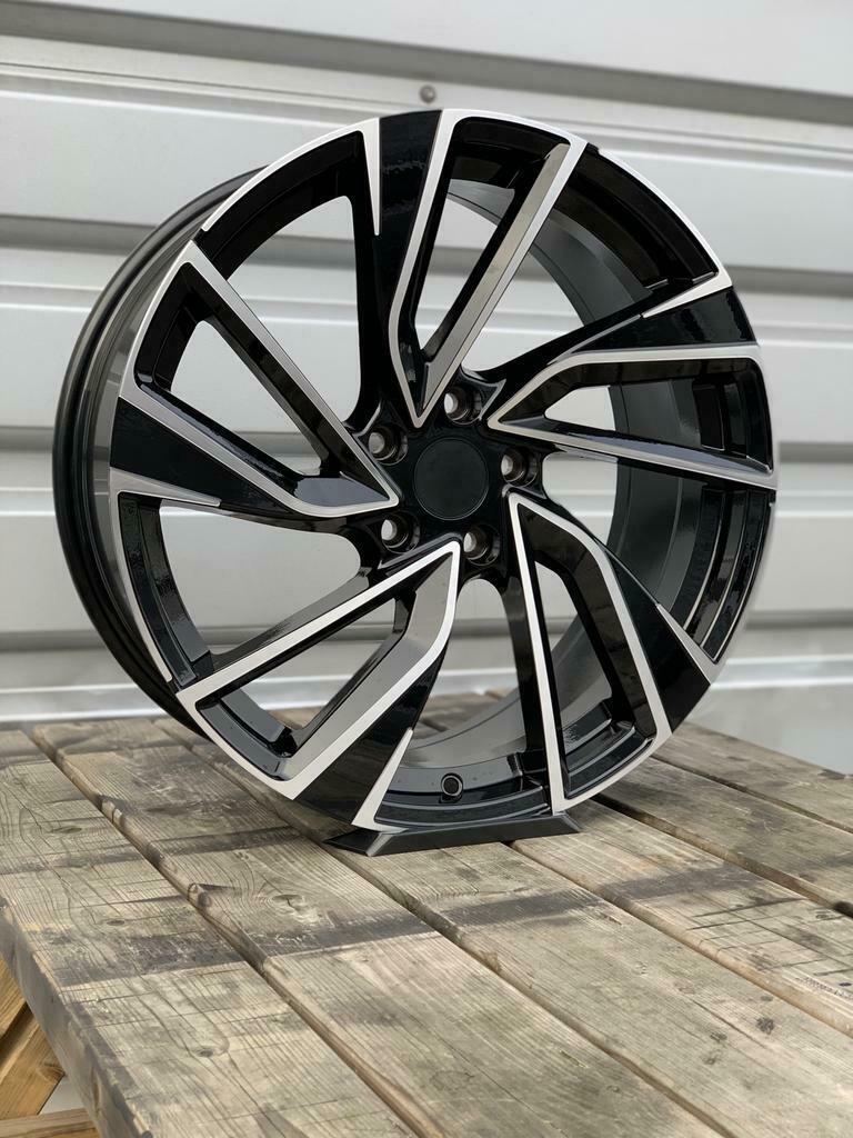 18” 19” ADELAIDE GTI LOOK Velgen past onder VW Golf 5,6,7,8, 19 inch, Banden en Velgen, Nieuw, Ophalen of Verzenden