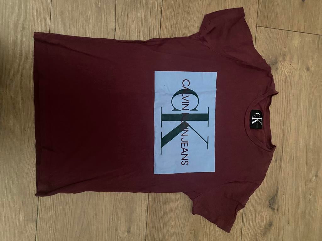 Calvin Klein T-shirt, Ophalen of Verzenden, Zo goed als nieuw, Maat 46 (S) of kleiner, Rood