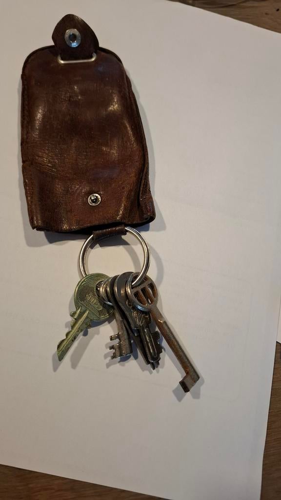 Brocante leren sleuteletui etui oude sleutels  goede staat, Ophalen of Verzenden