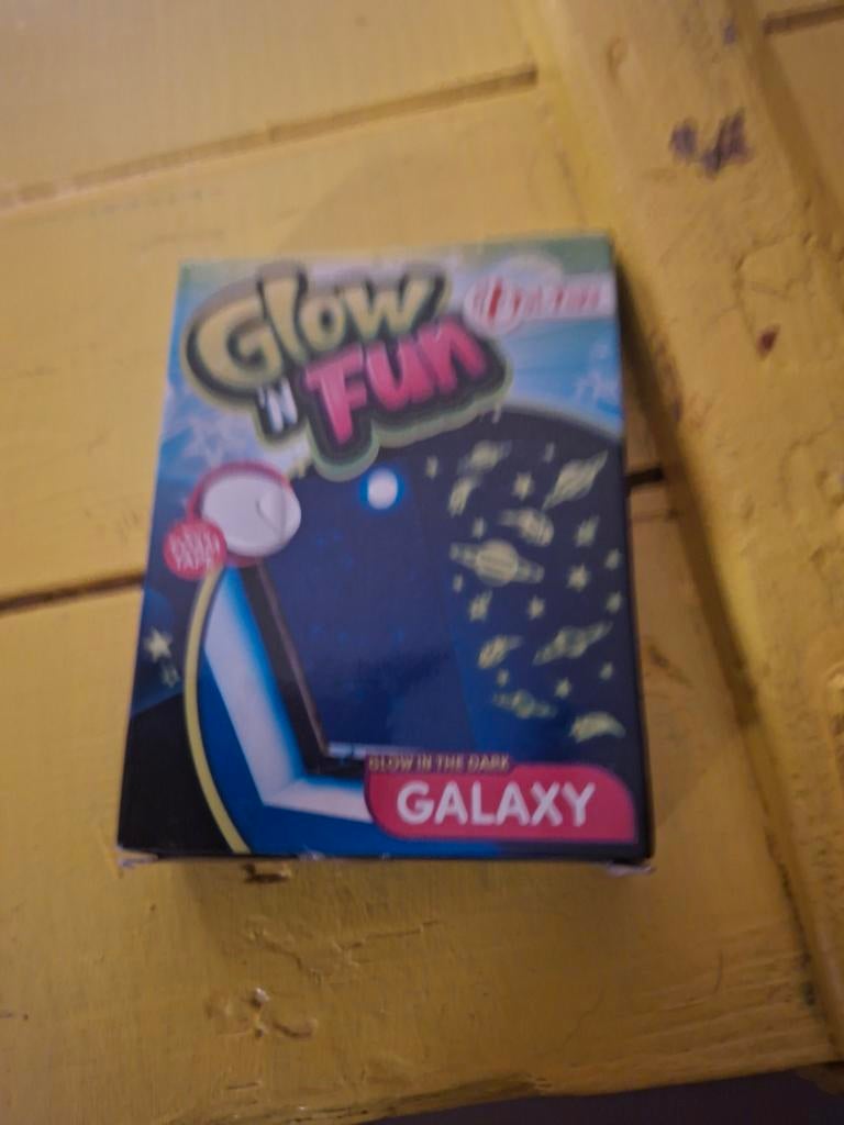 Glow in the dark stikkers, Ophalen, Zo goed als nieuw, Overige typen, Met licht