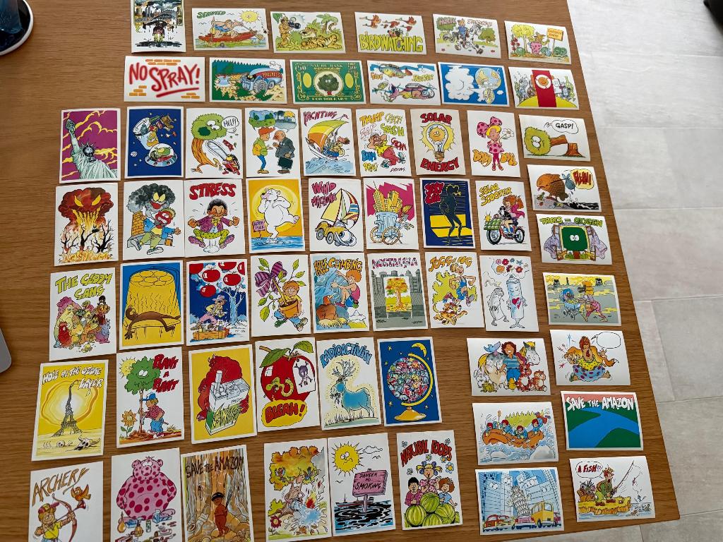 Panini fantastickers diverse kaartjes, Hobby en Vrije tijd, Stickers en Plaatjes, Ophalen, Zo goed als nieuw, Meerdere stickers