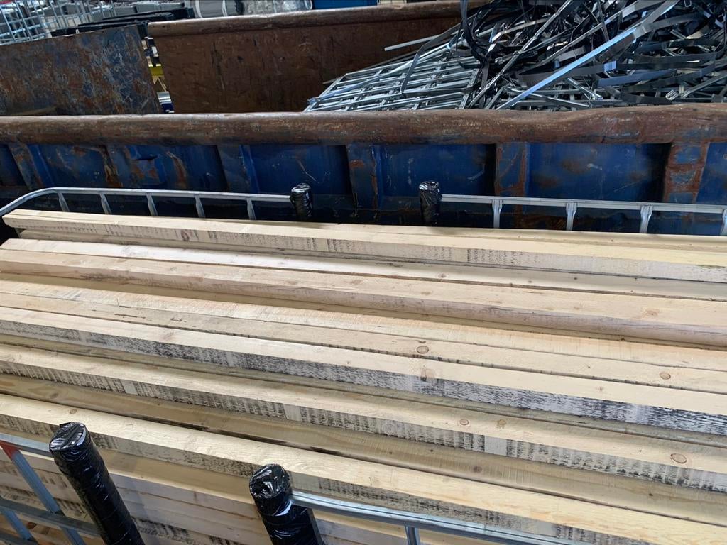 Per balk. Vuren houten balken 240cm, Ophalen, Gebruikt, 180 tot 250 cm, Balken