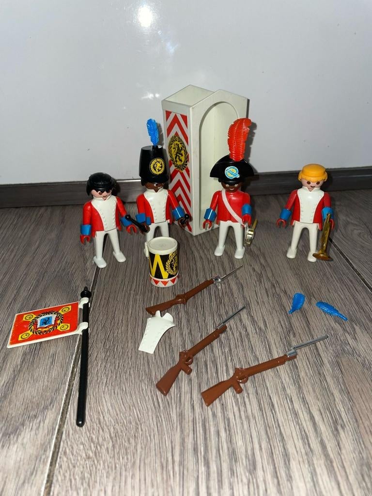 playmobil vintage soldaten / wachters bij wachthuisje, Ophalen of Verzenden, Gebruikt