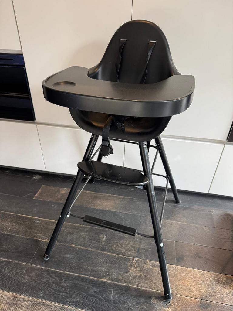 Childhome Evolu kinderstoel zwart + verlengstuk, Kinderen en Baby's, Kinderstoelen, Zo goed als nieuw, Meegroeistoel, Afneembaar eetblad