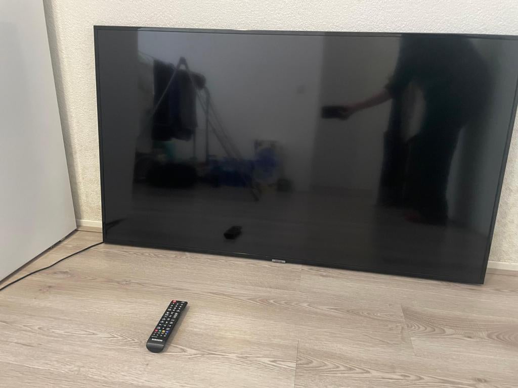 Samsung tv  (let op:klein gedeelte zwart scherm), Audio, Tv en Foto, Televisies, Ophalen of Verzenden, 100 cm of meer, 50 Hz, Samsung