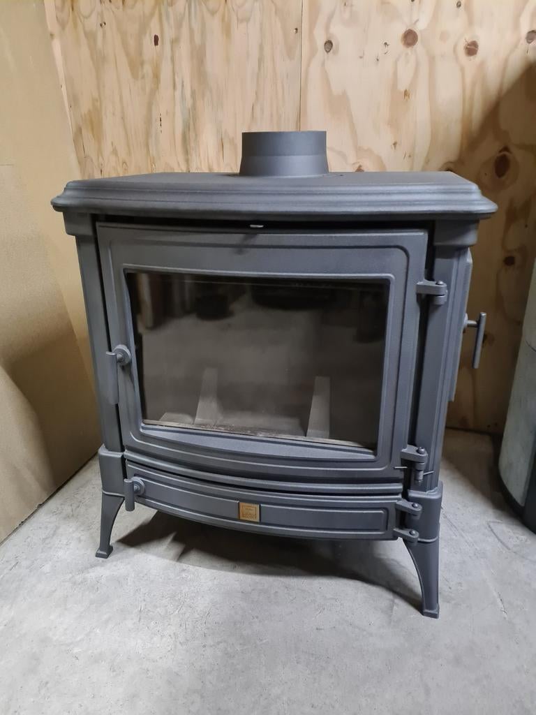 GROTE GIETIJZEREN HOUTKACHEL NESTOR MARTIN 11 KW, Ophalen, Houtkachel, Zo goed als nieuw, Nestor martin