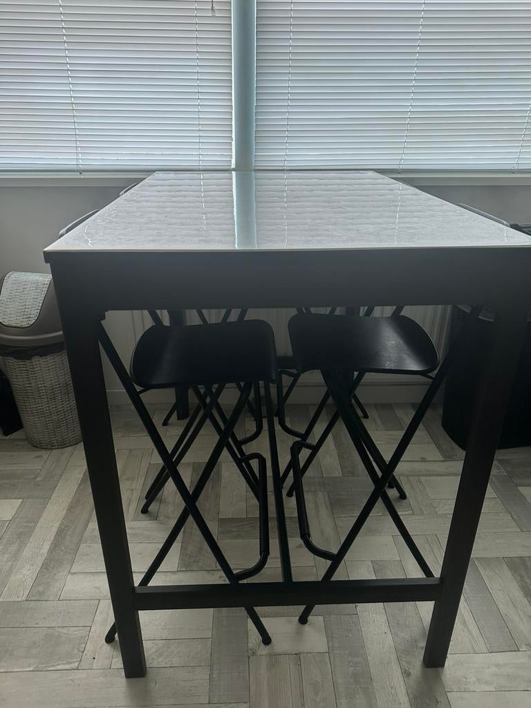 Ikea bartafel, Huis en Inrichting, Ophalen, Zo goed als nieuw
