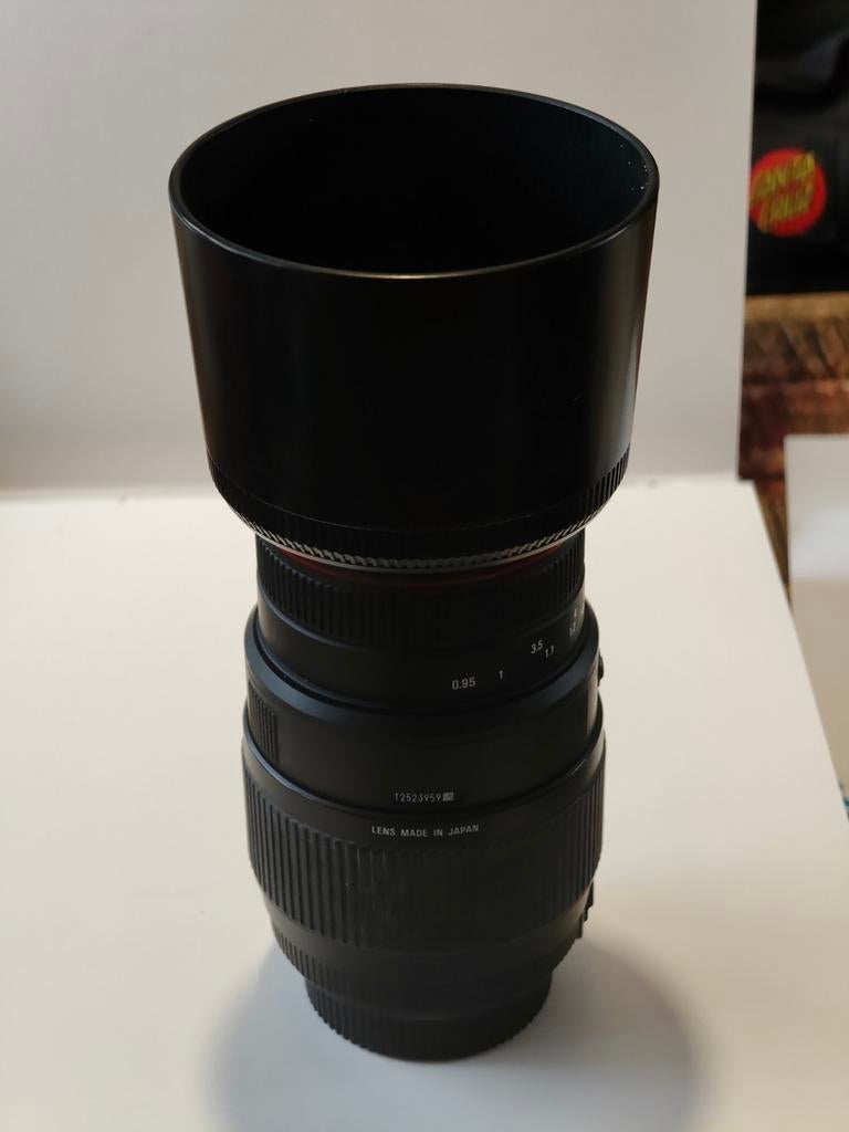 Sigma DG macro 70-300mm 1:4-5.6F nikon fitting, Ophalen of Verzenden, Zo goed als nieuw, Telelens, Zoom