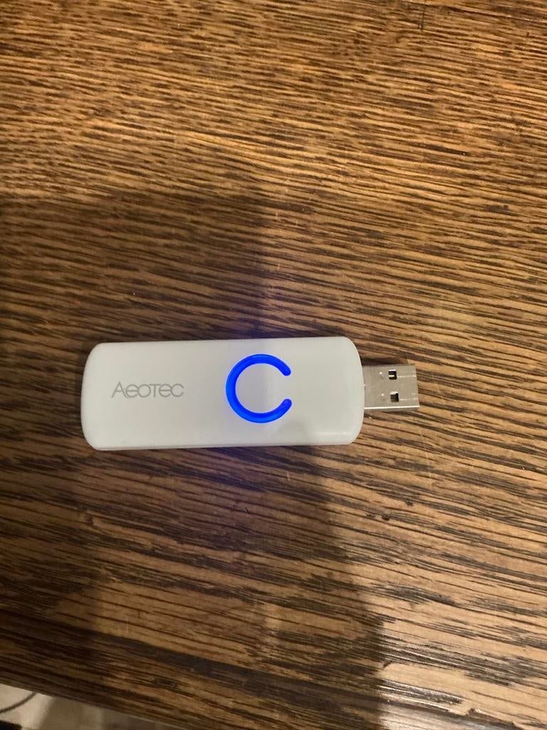 Aeotec Gen. 5 Zwave Controller USB, Ophalen of Verzenden, Zo goed als nieuw