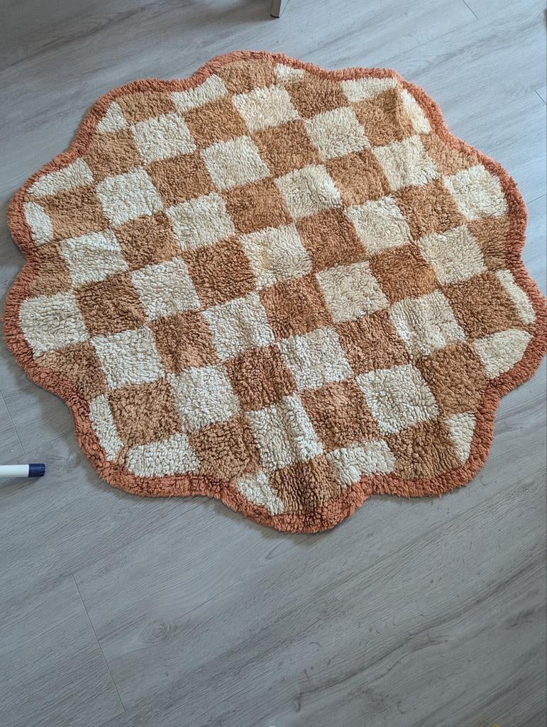 Vloerkleed kinderkamer - Speels en zacht, Gebruikt, 100 tot 150 cm, Bruin, Overige vormen
