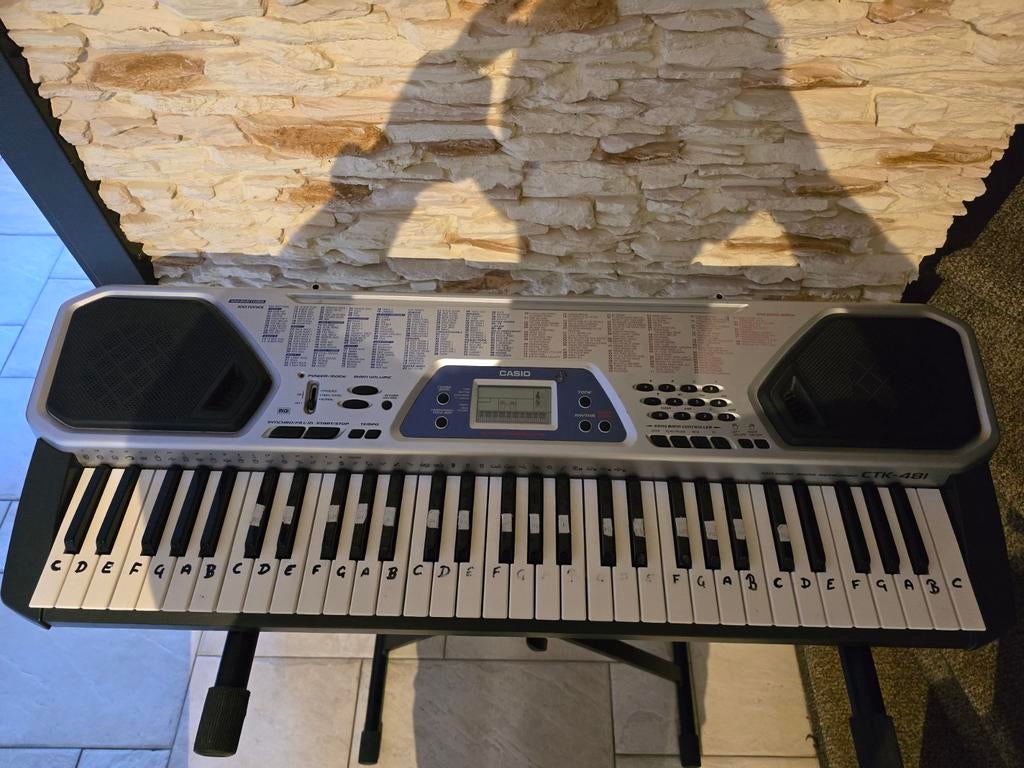 Casio CTK-481 Keyboard Piano, Ophalen, Casio, Met standaard, 61 toetsen
