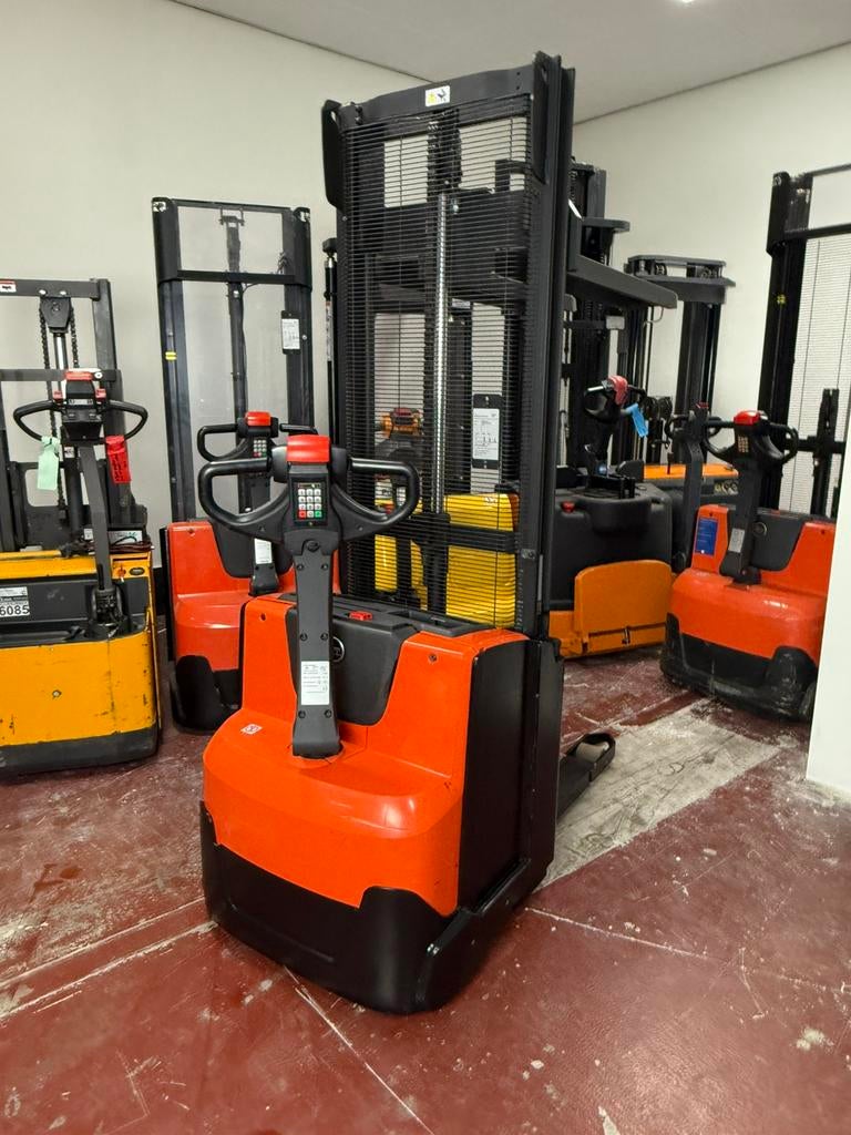 TOYOTA BT SWE120 1200KG 1,70M BJ2016 NETTE MACHINE, 1000 tot 2000 kg, Ophalen, Elektrisch, Heftruck